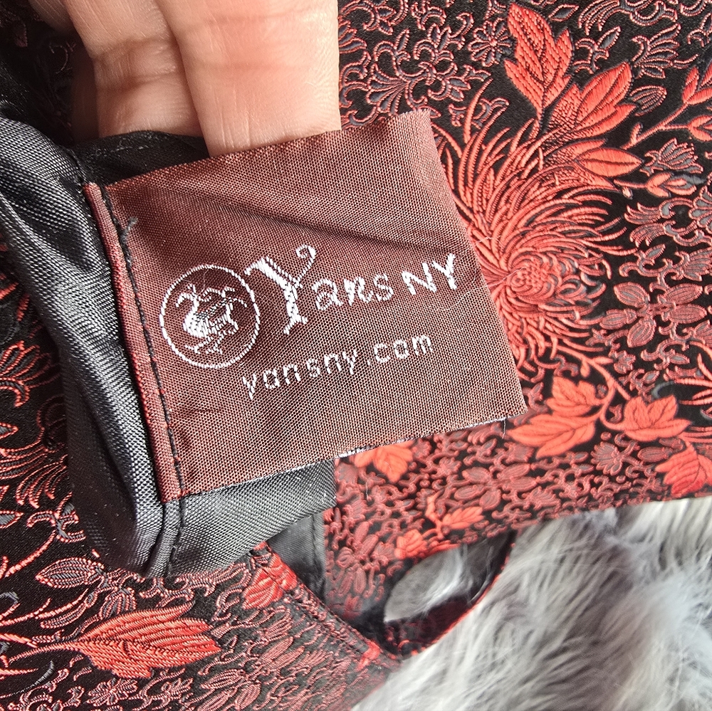 Yans NY - Picture 12 of 17